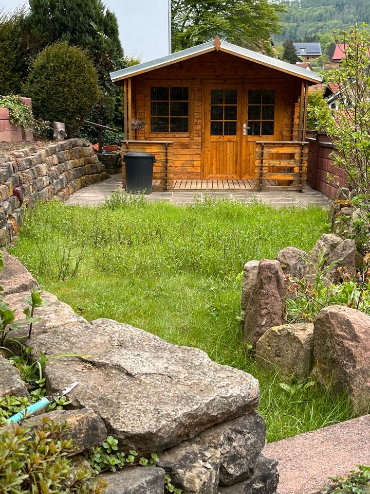 Dachgeschosswohnung mit Garten zu vermieten in Suhl