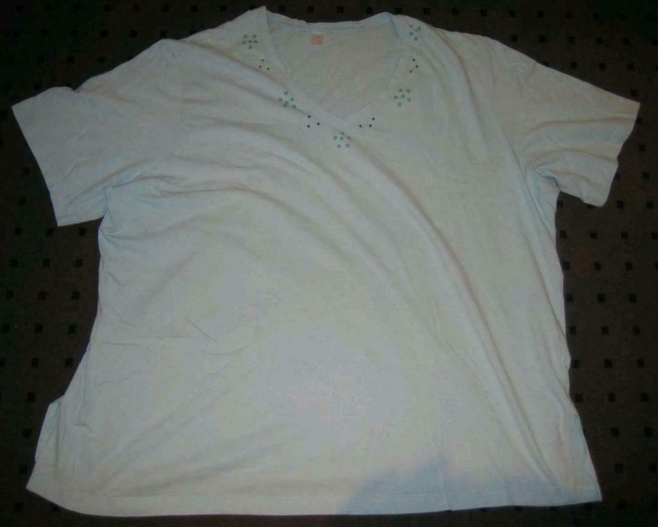 Shirt /Kurzarmshirt in Gr. 52/54 (XXL) in Helsa