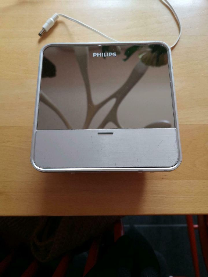 IPod Philips Docking entertainment system, weiß in Bonn