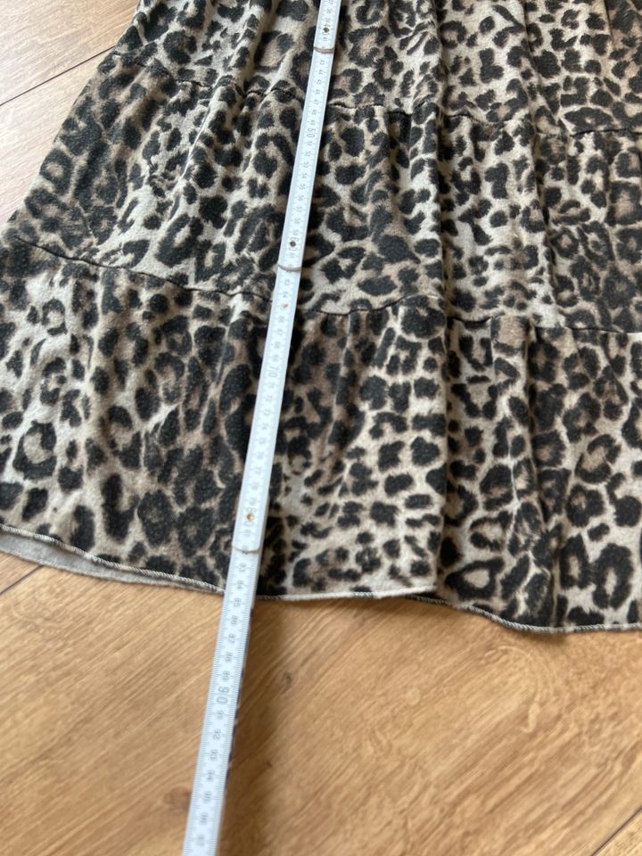 Leo Leoparden Print Muster A Kleid 38. 40 in Fulda