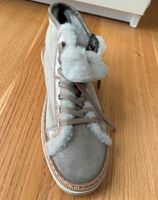 AGL Sneaker RStiefeletten Schuhe mit Lammfell gefüttert-neuwertig Hessen - Oberursel (Taunus) Vorschau