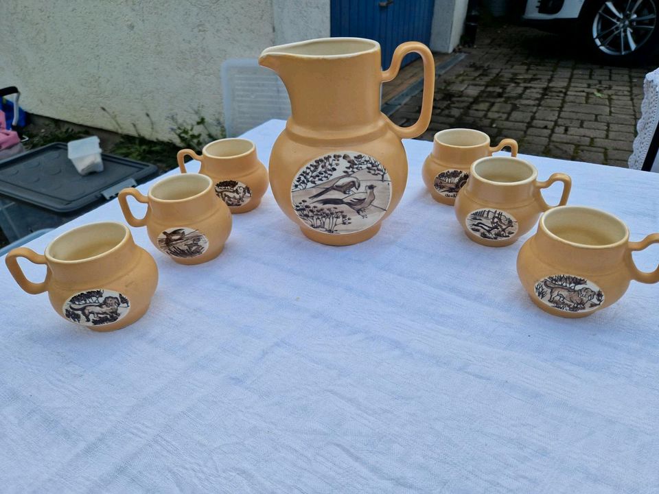 Keramik Set  Geschirr mit schönen Zeichnungen in Eningen