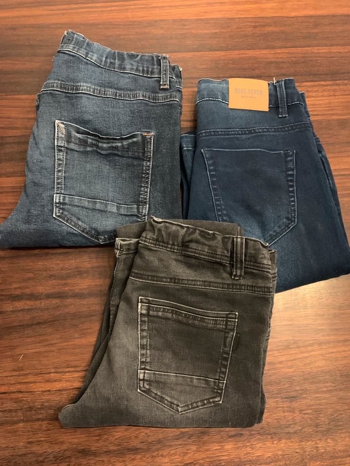 Jeans Paket 3 Jeans Jungs Größe 176/164 in Eltville