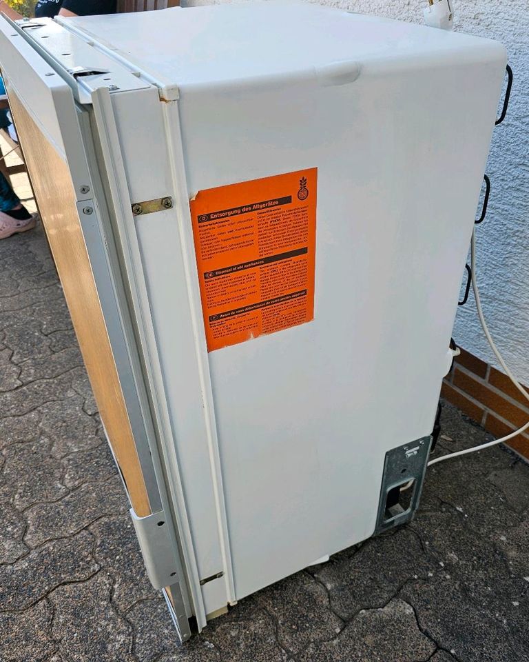 Neff Einbau-Kühlschrank 165 Liter in Bad Hersfeld
