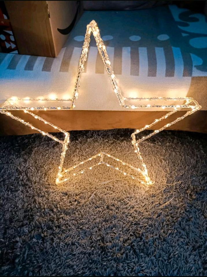 Weihnachtsbeleuchtung Stern außen+ innen LED Transparent Figur in Eisenach