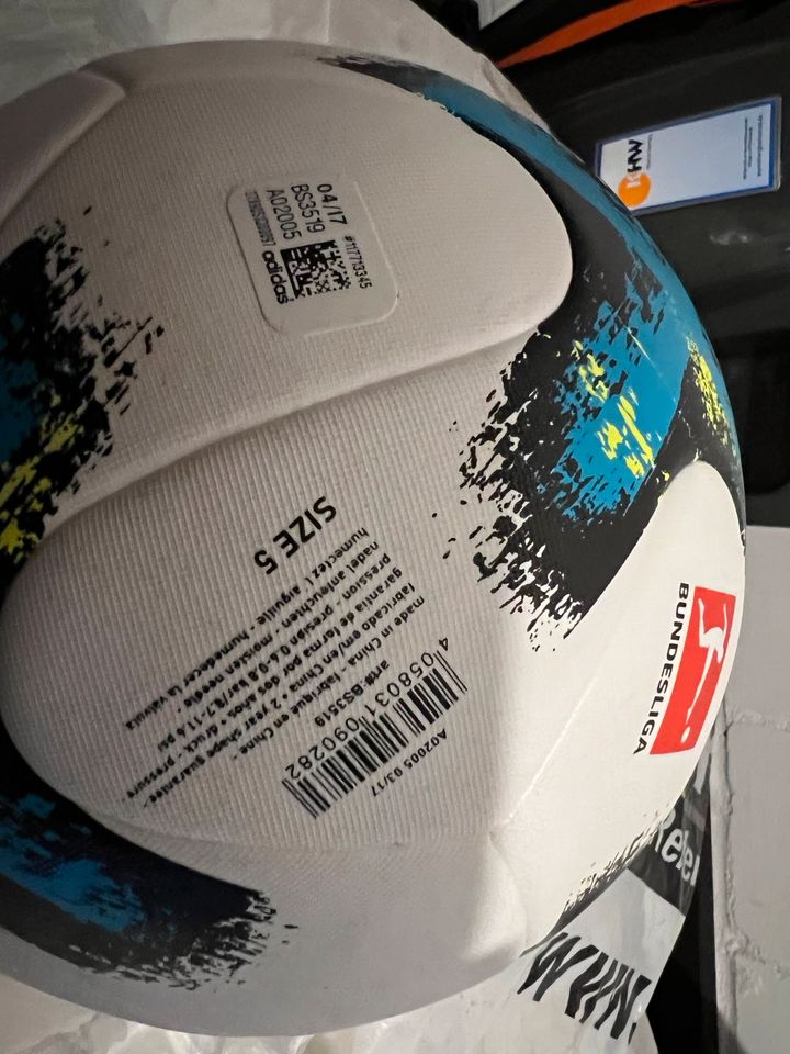 Adidas match Ball replica in Lüdenscheid