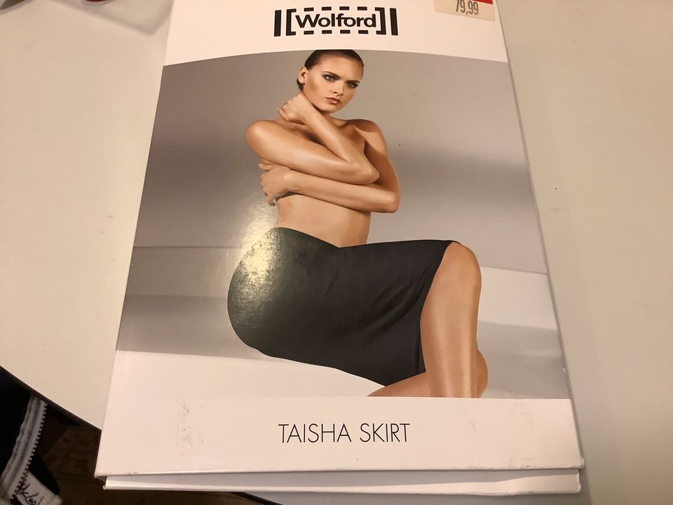 Wolford Rock Taisha neu Black small in Karlsruhe