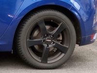 Opel Meriva B 17 Zoll Felgen Winterreifen 5x110 Winterräder OPC Nordrhein-Westfalen - Hattingen Vorschau