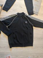 Adidas Klamotten 3 teile Größen L 40€ als packet Köln - Mülheim Vorschau