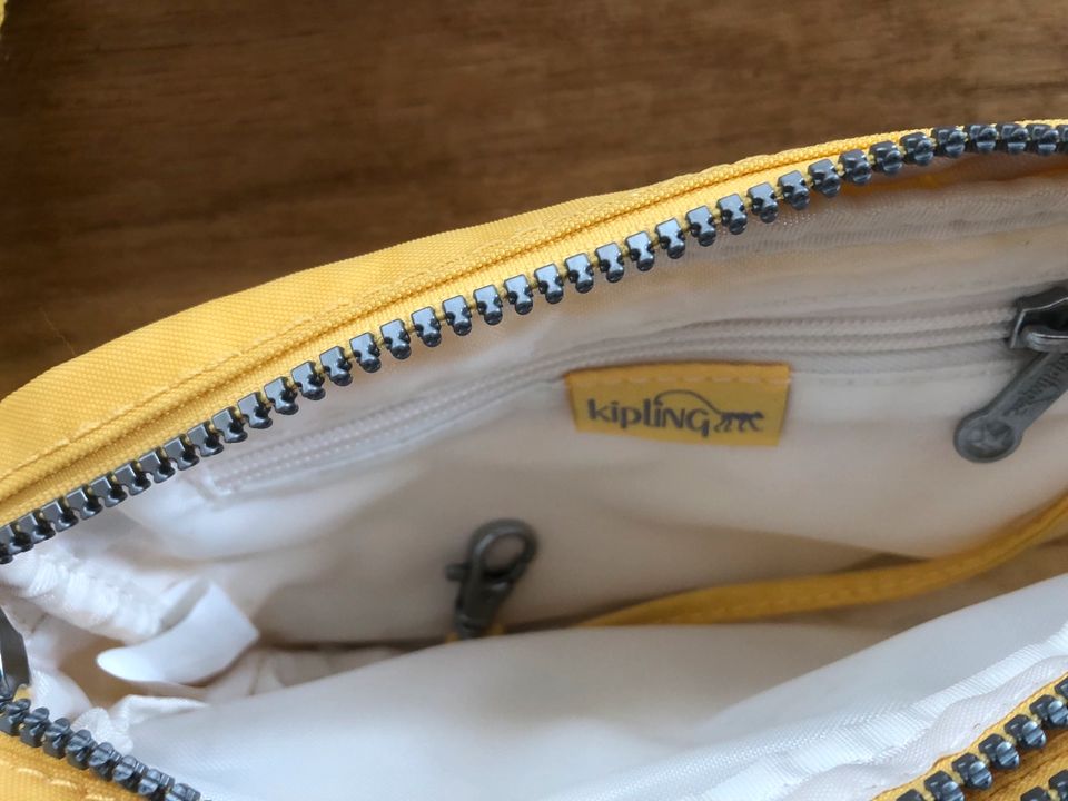 Kipling Handtasche Umhängetasche Tasche in Trebbin