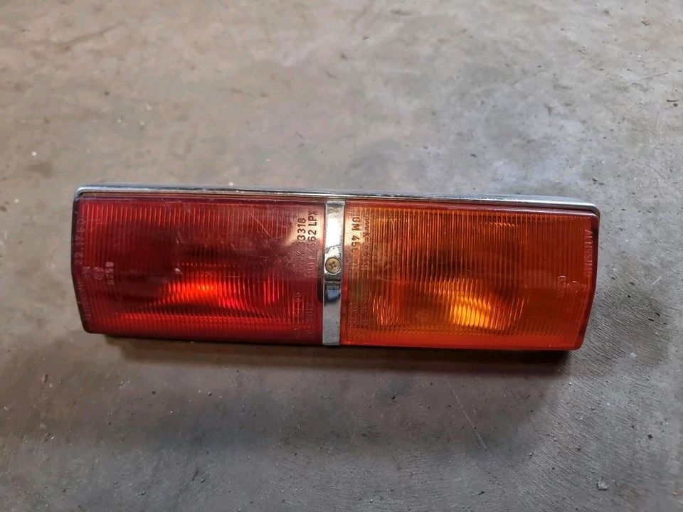 Fiat 128 Rücklicht Blinker links Altissimo 10.8573 in Wüstenrot