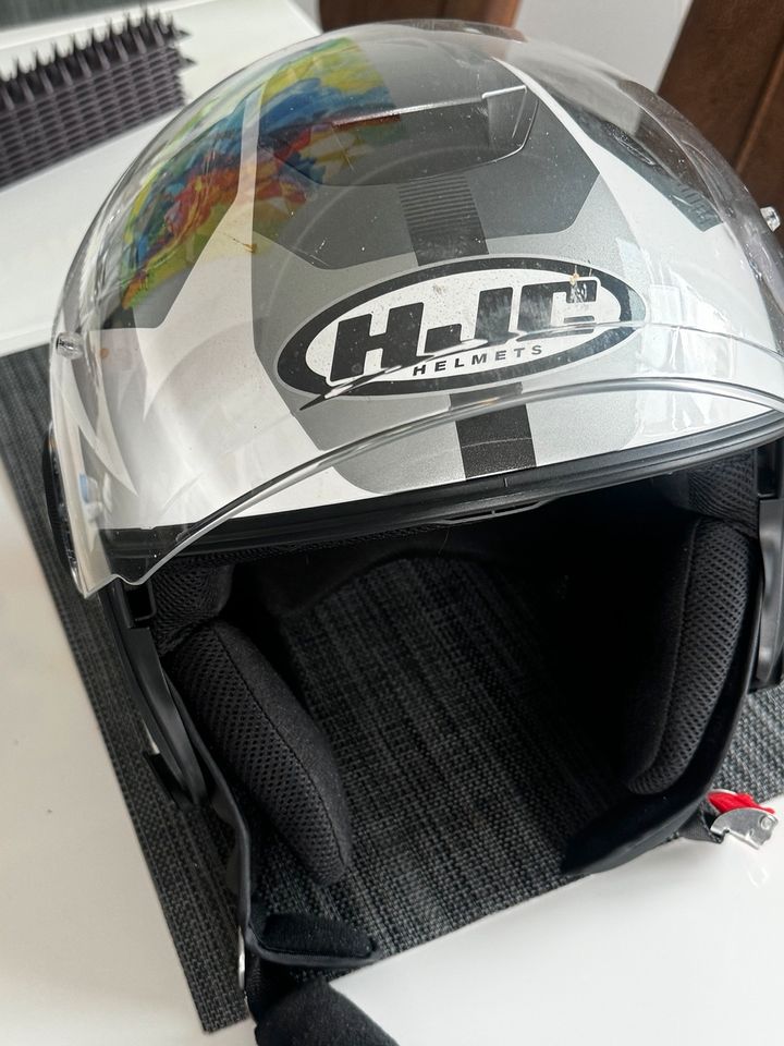 Motorradhelm in Bendorf