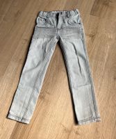 Jeans Gr. 128 Niedersachsen - Schiffdorf Vorschau