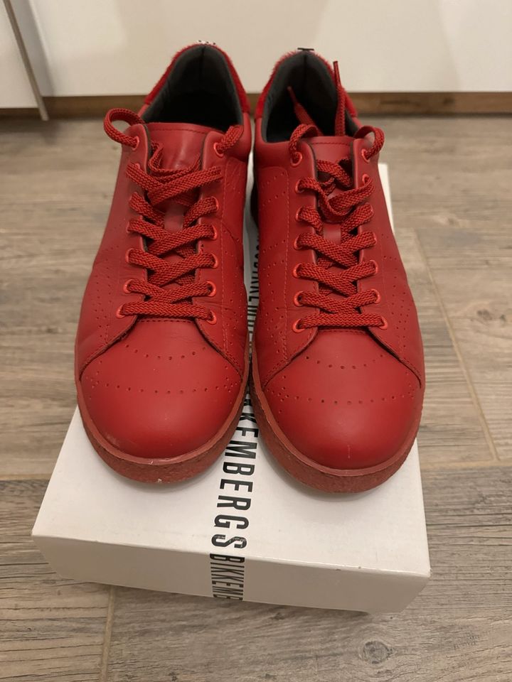 Originale Bikkembergs Sneaker 43 in Köln