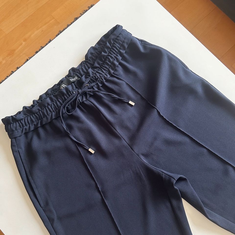 dunkelblaue Hose/ Zara in Bielefeld