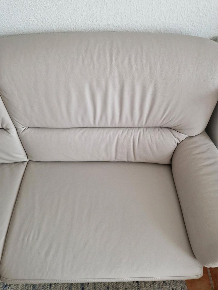 Ledercouch Longlife soft pearl 3-Sitzer in Norderstedt