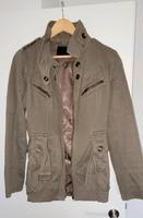 Vero Moda Jacke Gr. S Hessen - Dreieich Vorschau