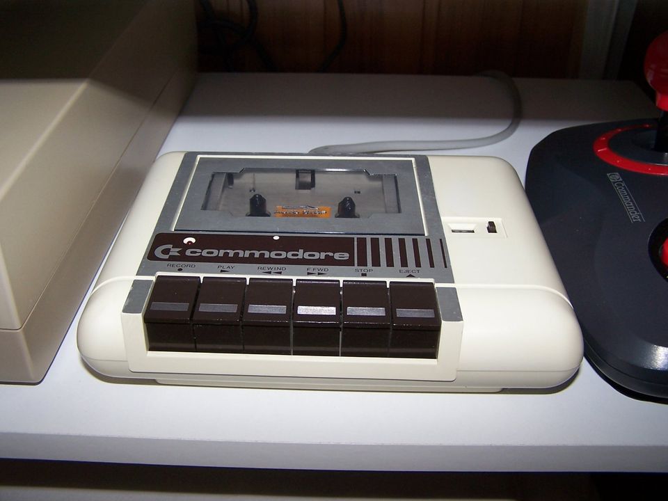 Großes Commodore C-64 Set - Monitor - 2x Drucker - 2x Floppy in Vilseck