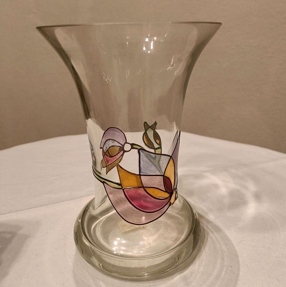 Hübsche Vase aus Glas in Neusäß