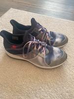 adidas Laufschuhe | Sportschuhe | bounce | Damen | Größe 41 Niedersachsen - Fredenbeck Vorschau