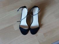 Chunky Heels in Gr. 39 / schwarz Hessen - Hirzenhain Vorschau