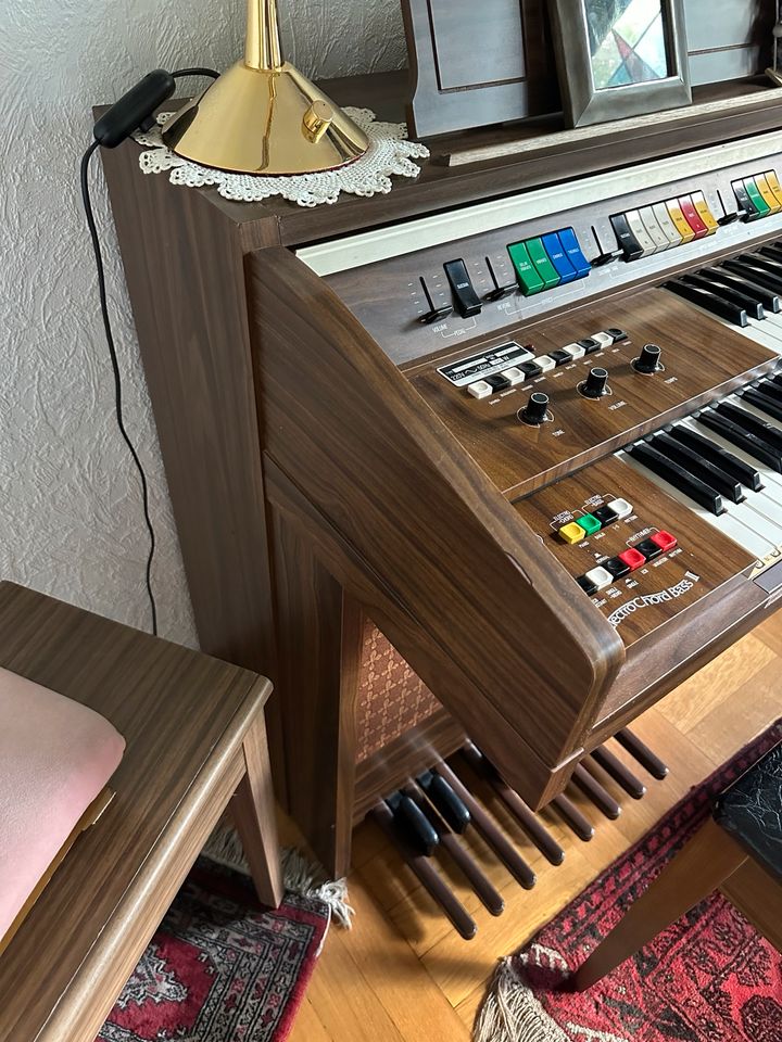 KAWAI E-Piano E-100, Electro Chord II mit Bank Orgel Sale in Düsseldorf