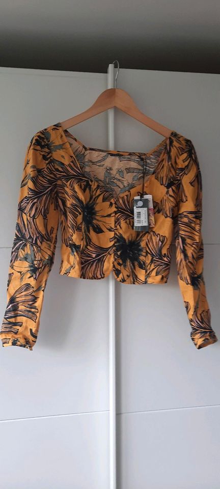 Guess Bluse Neu Gr. 36 S NP 69€ in Herzogenaurach