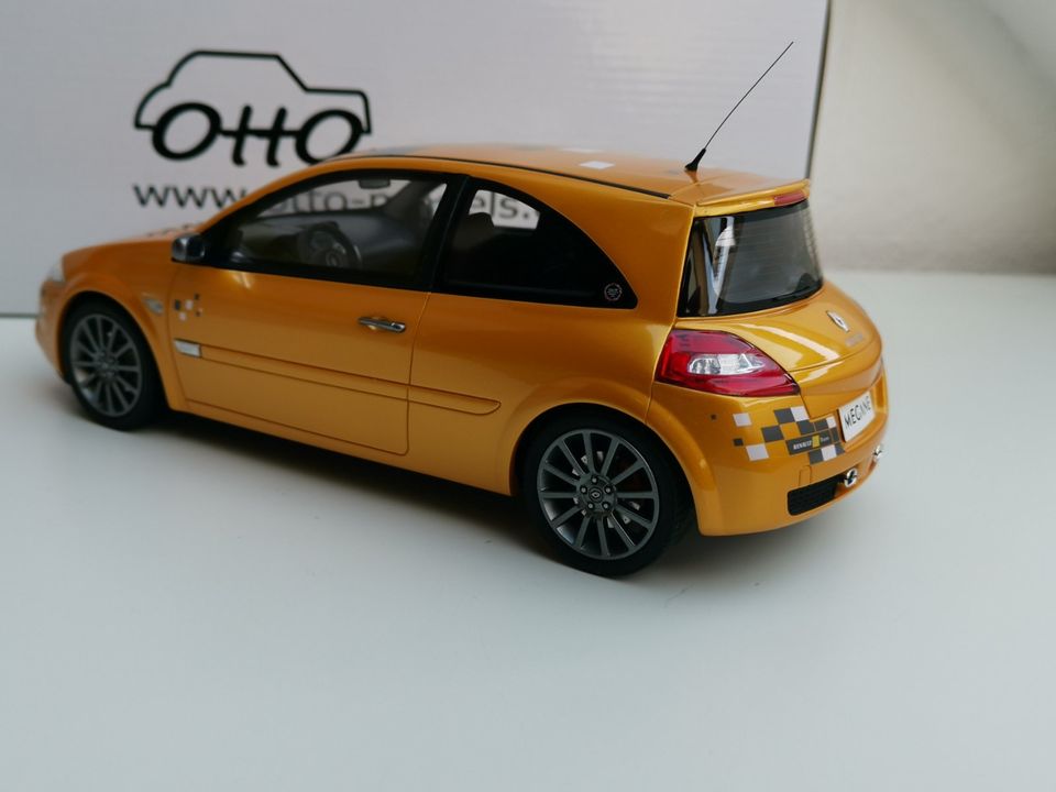 Otto-Models Renault Megane 2 RS F1 Team OT914 1:18 Ottomobile in Moers