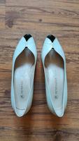 Pumps off-white/black 41 Peter Kaiser Sachsen-Anhalt - Biederitz Vorschau