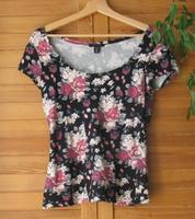 Amisu Shirt T-Shirt Blüten (Rosen) schwarz mit rosa Baumwolle XS Friedrichshain-Kreuzberg - Kreuzberg Vorschau