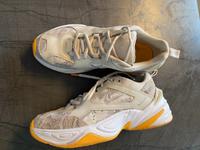 Nike Sneaker Damen 5,5 39 top Zustand Saarland - Neunkirchen Vorschau