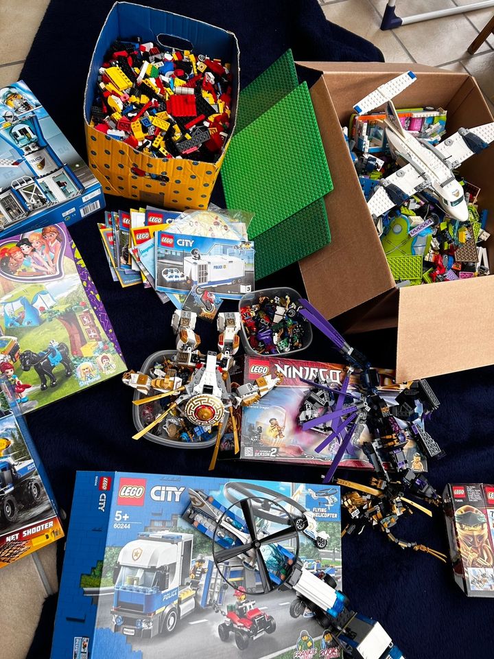 Lego City Ninjago Friends Creator großes Paket in Aurich