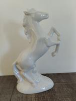DDR Figur, weißes Porzellan, GDR 1972 blaue Krone, Pferd 14 cm Brandenburg - Welzow Vorschau