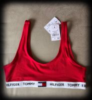 + Tommy Hilfiger Sport BH + Rot + Gr. L + Neu + Nordrhein-Westfalen - Engelskirchen Vorschau