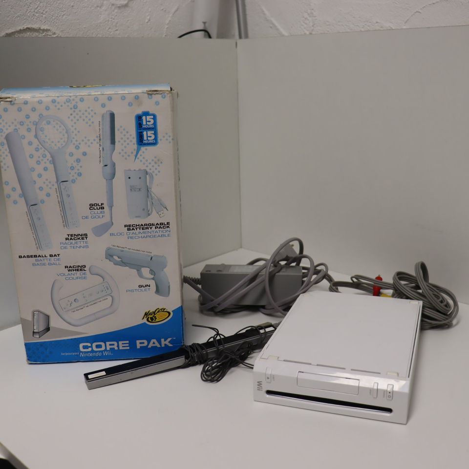 Nintendo Wii Set mit Konsole RVL-001 in München