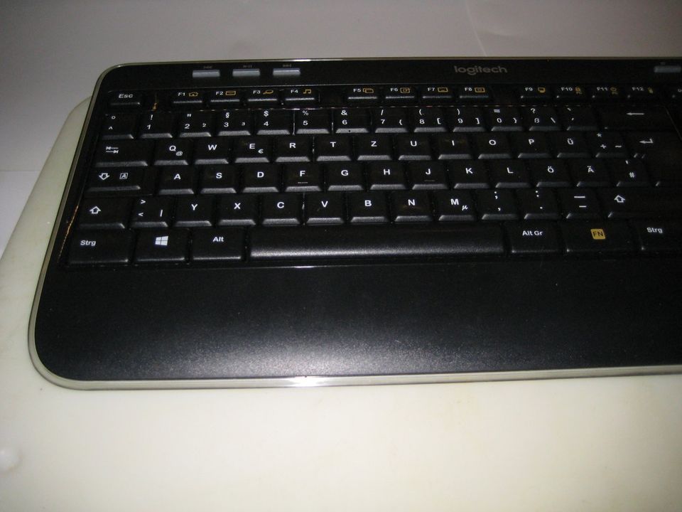 LOGITECH K520 Tastatur Keyboard QWERTZ wireless *NEUWERTIG* in Mönchengladbach