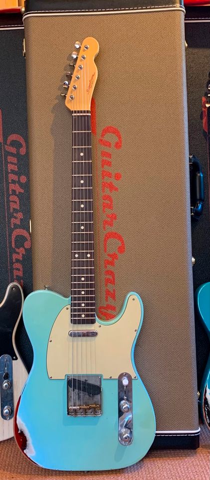 Guitar Crazy Roadwarrior T, T-Tune, Kloppmann Pickups , Case in Hamburg