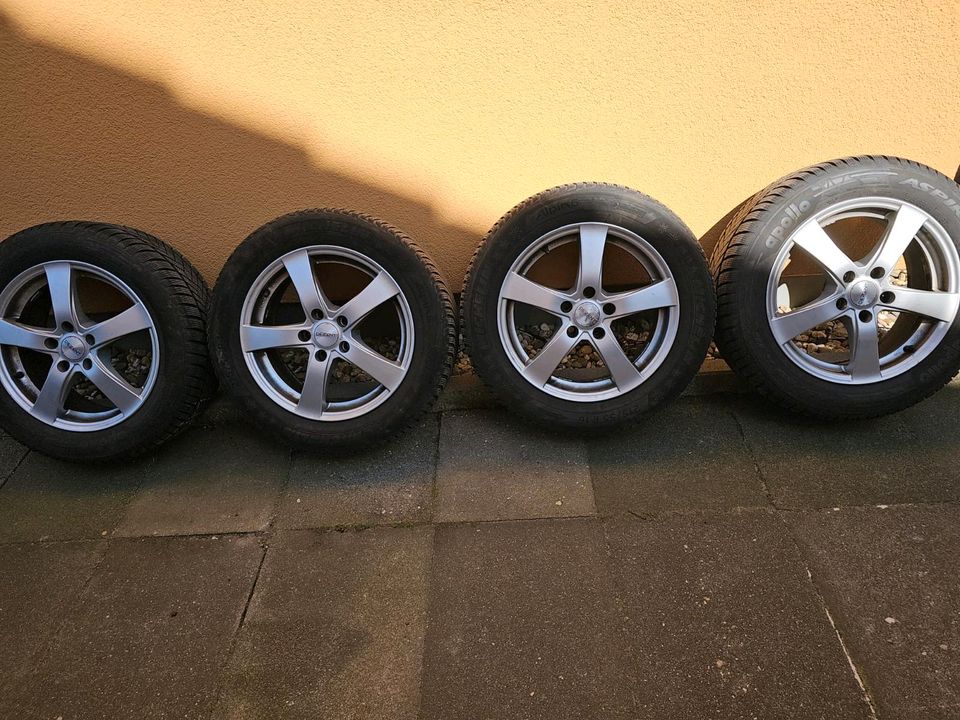 Winterreifen auf Alufelgen  215/55R16 in Monheim am Rhein