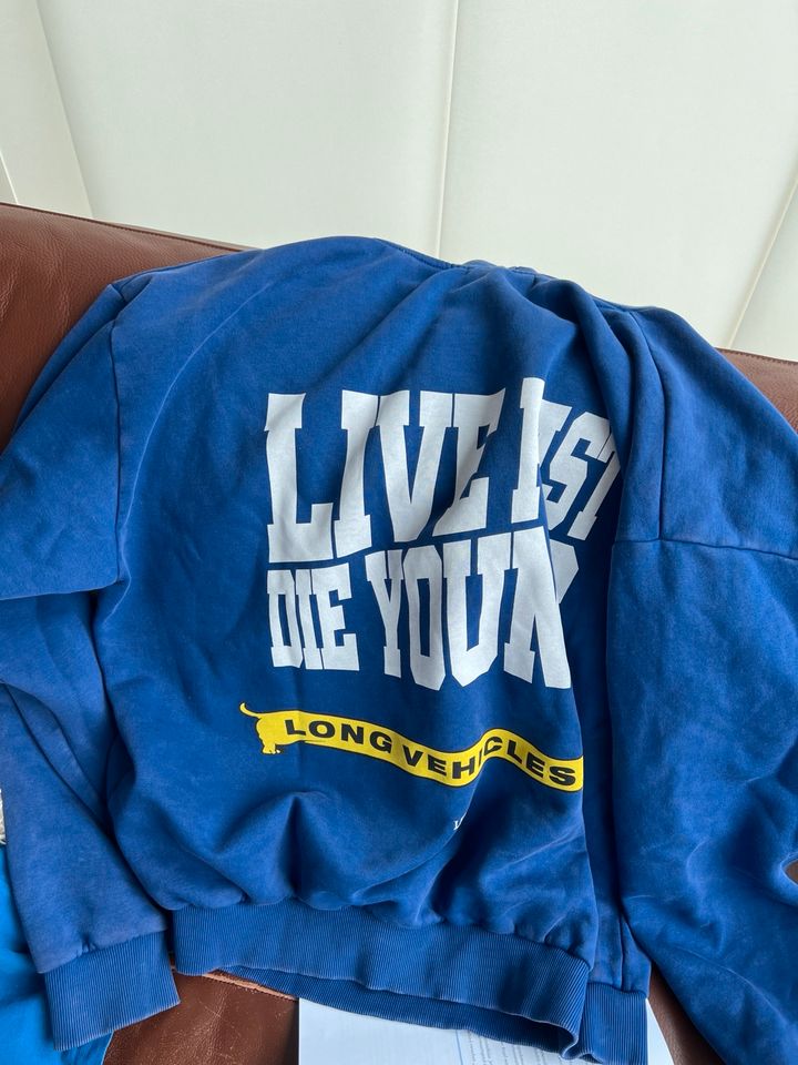LFDY Live Fast Die Young Shirts / Hoodie 11 Stück L XL in Langenfeld