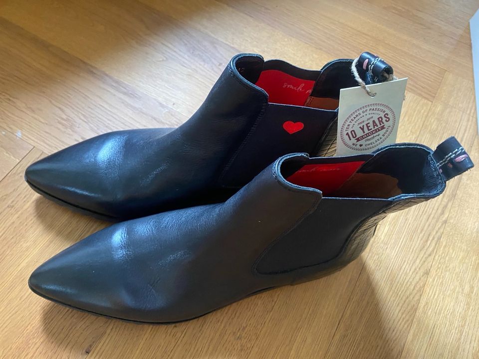 Stiefeletten, Crick it, Kroko, Leder, schwarz, flats. Spitz, 42, in München