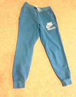 Nike Jogginghose warm unisex track and field Joggers training Bayern - Heroldsberg Vorschau