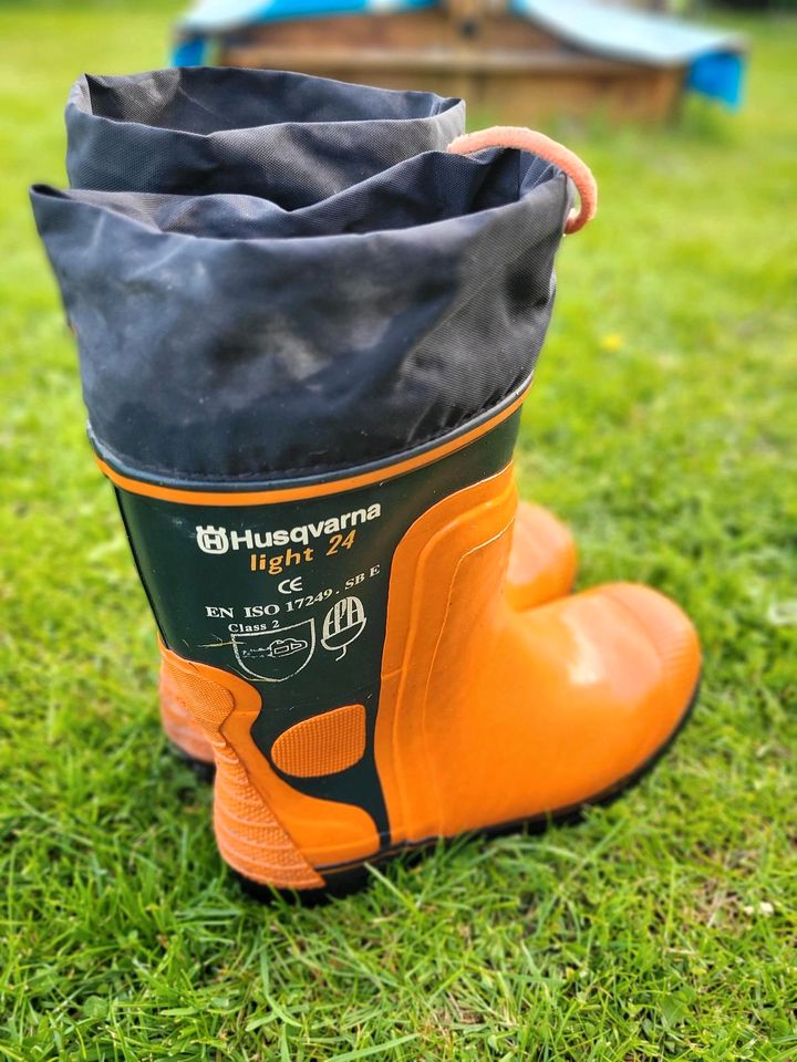 Husqvarna Gummistiefel, Waldstiefel, Sicherheitsschuhe Gr.44 in Bovenden