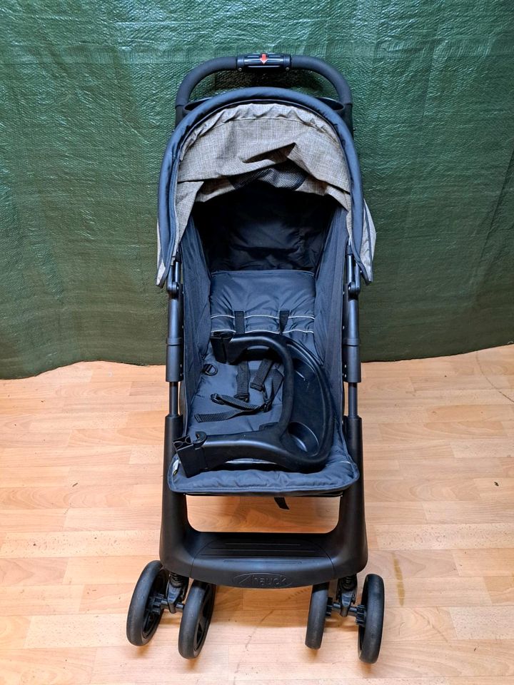 Kinderwagen in Emden