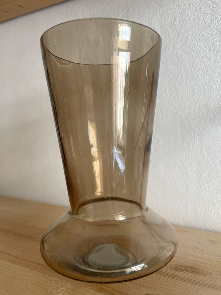 Vase aus Glas 19 cm hoch von Depot in Berlin