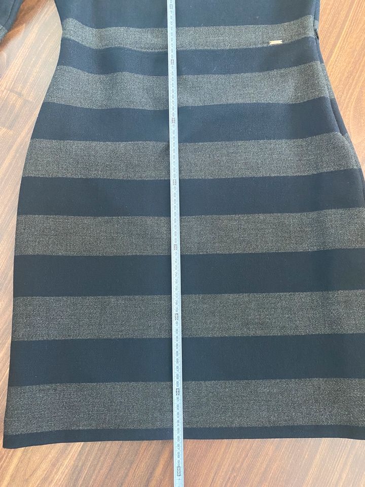 Cinque Kleid gr, 36/38 Streifen blau/grau in Detmold