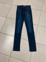 Mädchen Jeans Hose Gr 158 neu Nordrhein-Westfalen - Delbrück Vorschau