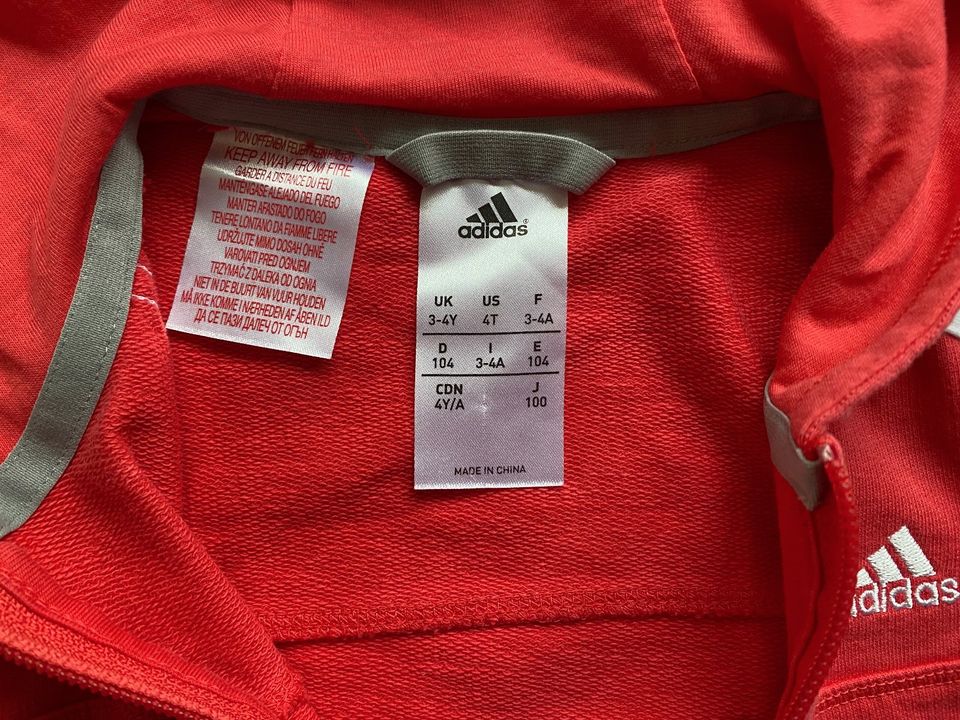 4 Kinder Pullover Hoodie Trainingsjacke Adidas Zara Esprit 104 in Köln