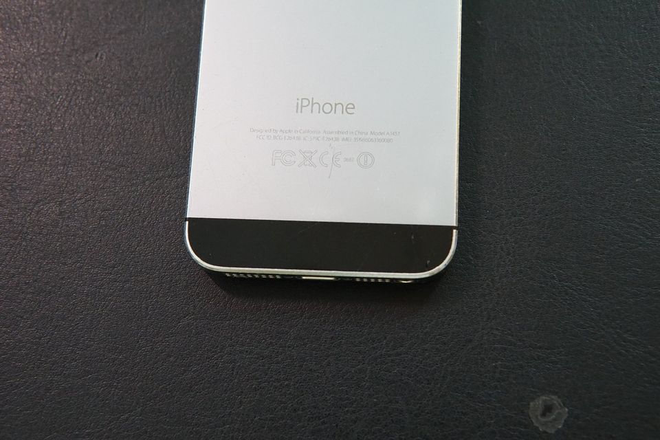 iPhone 5s 16GB Space Grey in Bremen