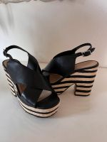 BRUNO PREMI Plateau Schuhe Sandalen schwarz Creme gestreift 37 München - Au-Haidhausen Vorschau