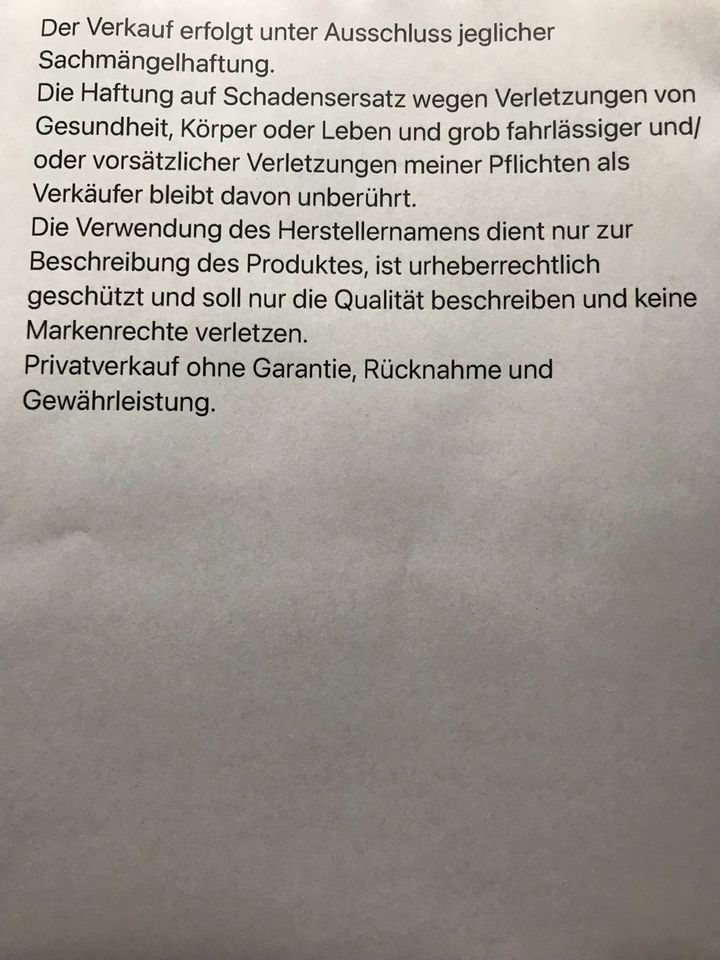 BH’s von Sassa, neu, Gr. 85B weiß und 90B blau in Wurzen